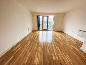 Lounge- click for photo gallery